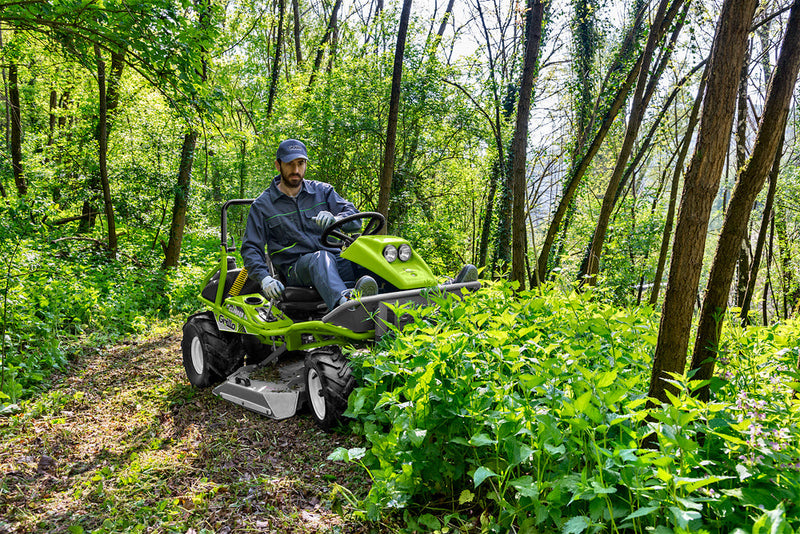 Tractoraș de tuns și tocat 4x4, Grillo Climber 10 AWD27, 22CP, 98CM