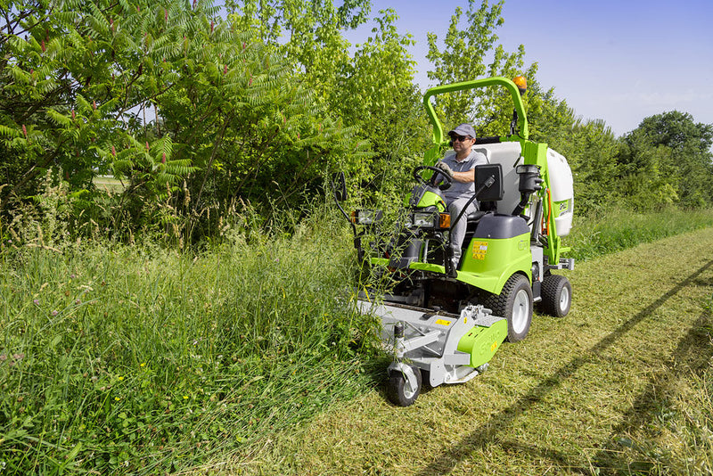 Tractoraș de tuns multifuncțional Grillo FD 13,09 4WD cu platou de 155 cm, 26CP, 155CM, 12000 mp/h