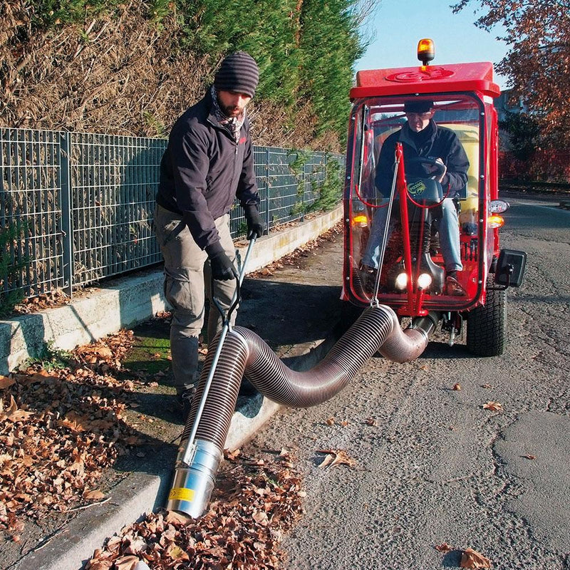 Tractoraș de tuns gazon cu platou în fața roților Gianni Ferrari PG230-2WD, 23CP, 126CM, benă de 800 litri cu descărcare la înălțime