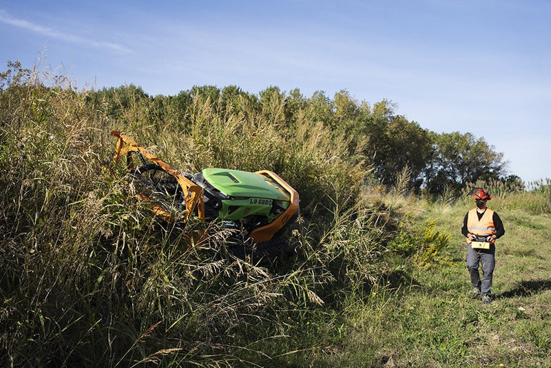 Tocător multifuncțional șenilat și radiocomandat MDB Green Climber LV600 PLUS, 57CP