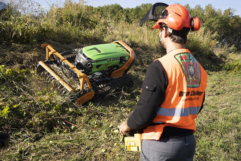 Tocător multifuncțional șenilat și radiocomandat MDB Green Climber LV600 PLUS, 57CP